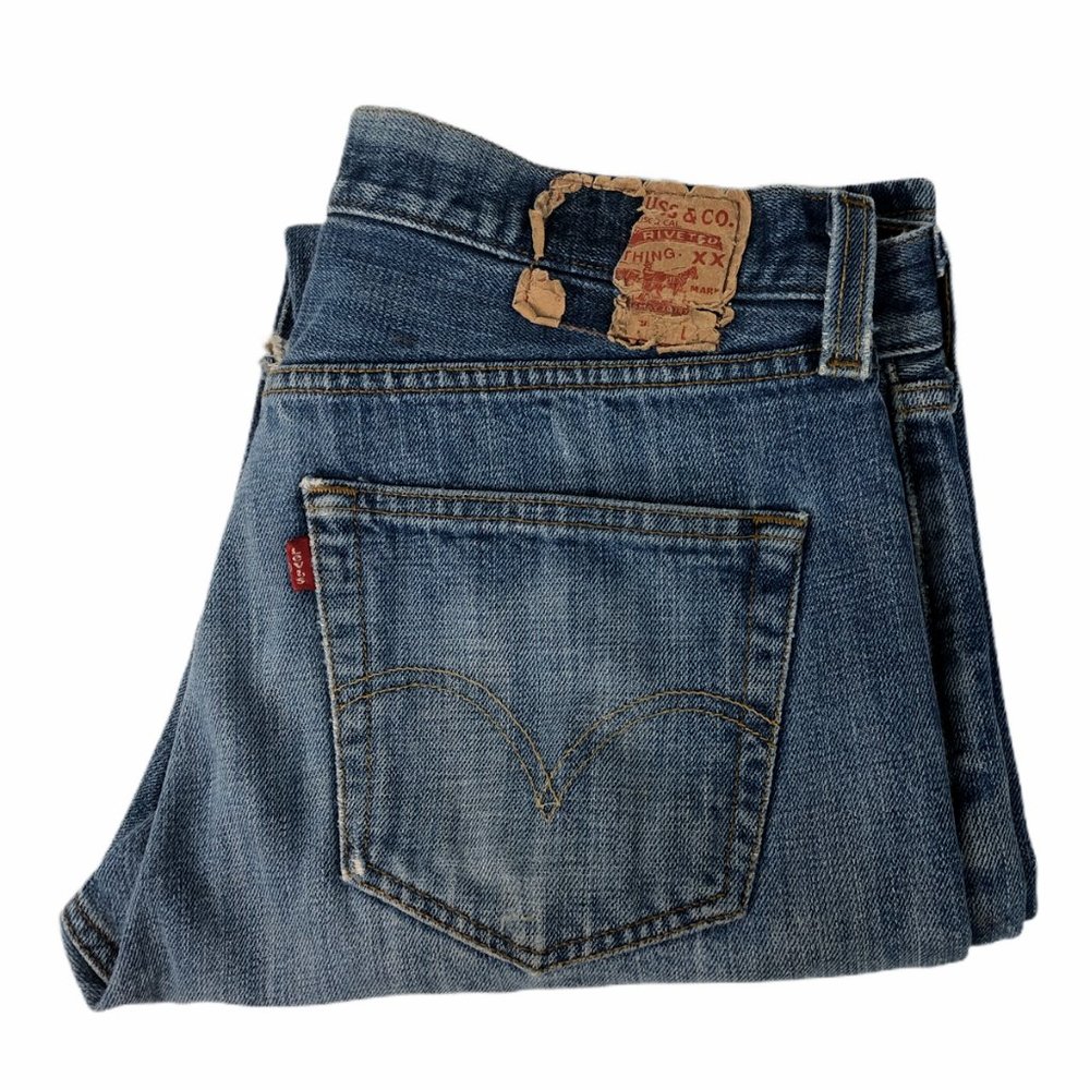 Levi’s 501 (0427) Medium Iconic Wash Nicely Worn